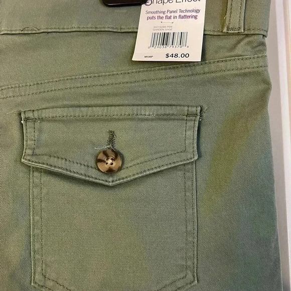 Gloria Vanderbilt Cropped Pants NWT - Picture 5 of 10